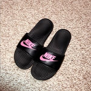 Nike slides